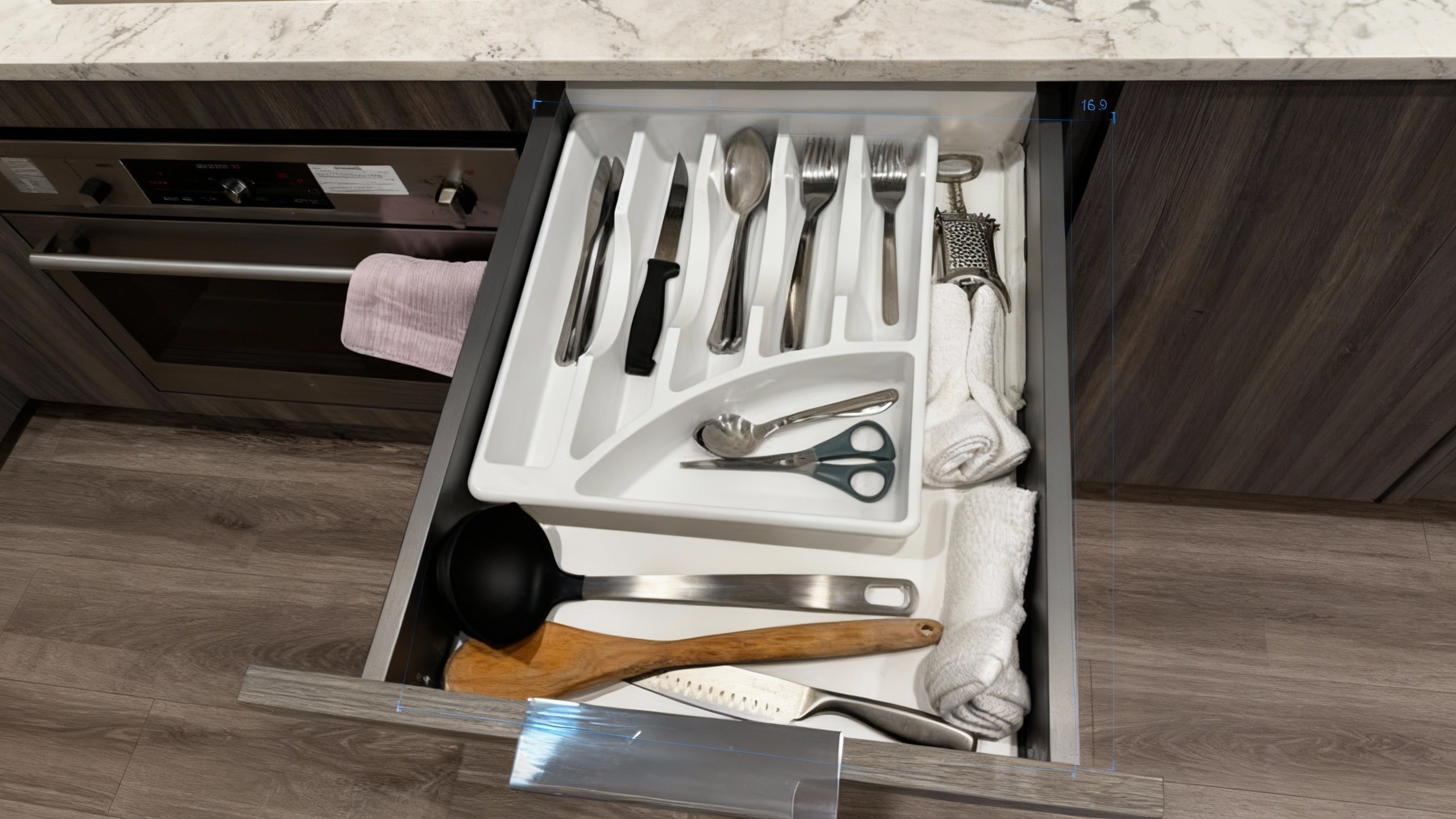 Premium kitchen amenities and dining setup